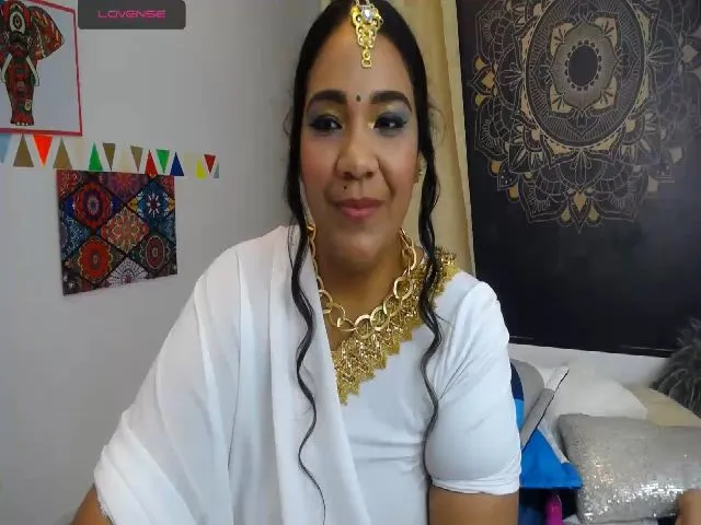 Live sex webcam photo for IndianMama #259315962