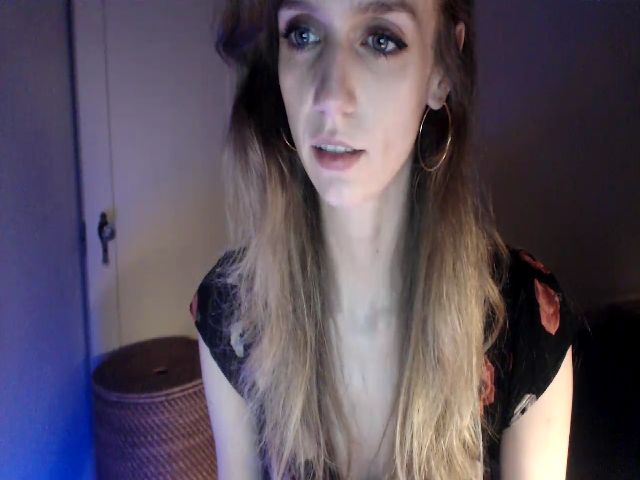 Live sex webcam photo for muffinmoon #263496948