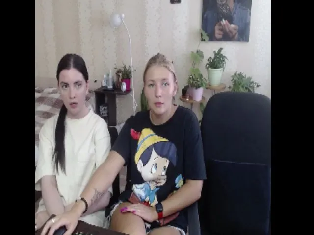 Live sex webcam photo for UrBlack_Kitty #254159727