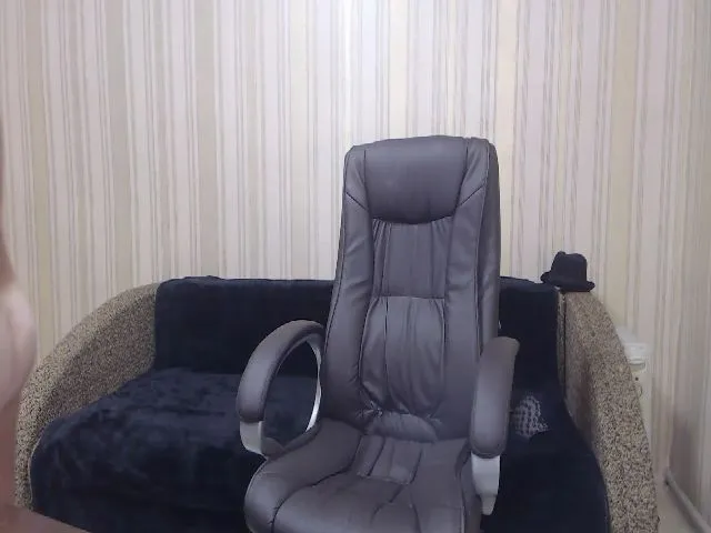 Live sex webcam photo for Olive_olive #262566771