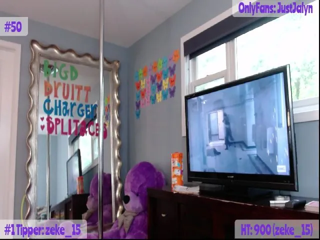 Live sex webcam photo for JALYN #254268307