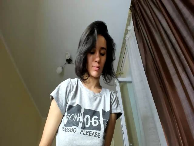 Live sex webcam photo for MylaAngel #265282310