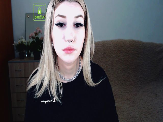 Live sex webcam photo for Alison_Moonli #257133236