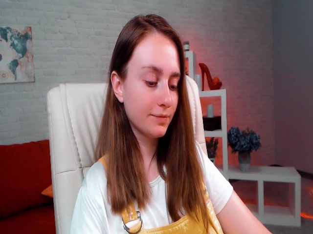 Live sex webcam photo for MissTianaa #258530765