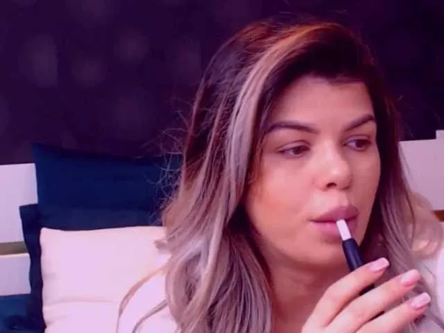 Live sex webcam photo for EliseTyler #240893787