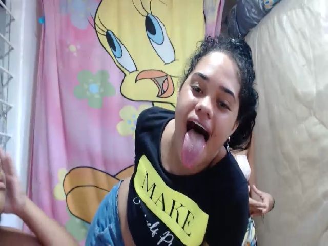 Live sex webcam photo for Canelahot1 #255998534