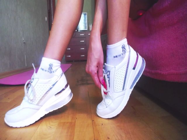 Live sex webcam photo for Fit_Nikki_ #255075750