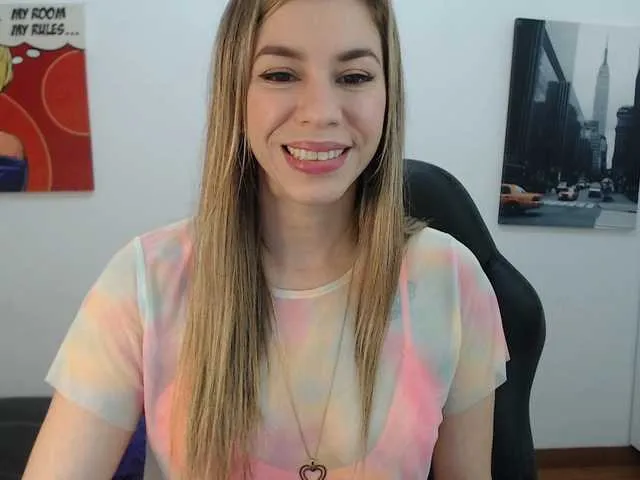 Live sex webcam photo for MsSofia #244783530