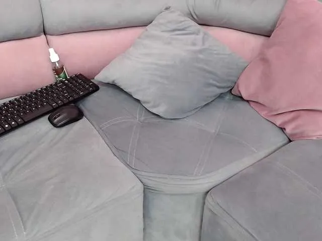 Live sex webcam photo for badcouples05 #256361530