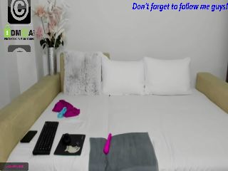 Live sex webcam photo for AnissyaX #252137111