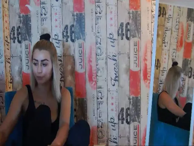 Live sex webcam photo for RubbyKalifha #265420238