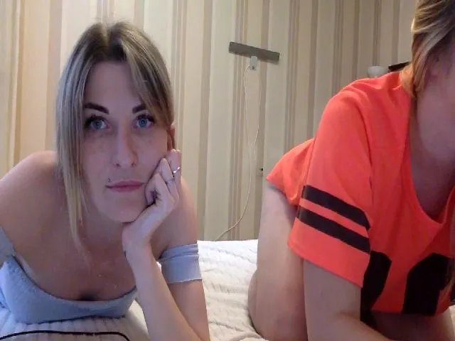 Live sex webcam photo for innocent_gaze #259968027