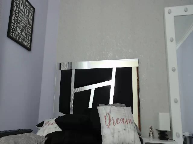 Live sex webcam photo for Pythonissa97 #253492533