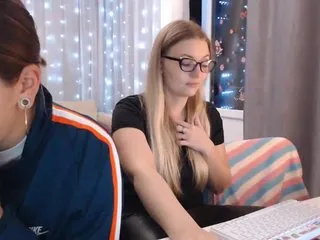 Live sex webcam photo for BugaGirls #240855148