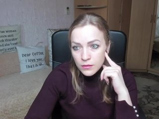 Live sex webcam photo for CherishSia #240854818