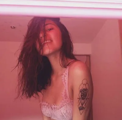 Live sex webcam photo for Miia-khalifa #241454849