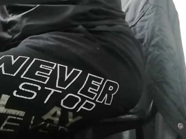 Live sex webcam photo for latinaamorosa #240934562