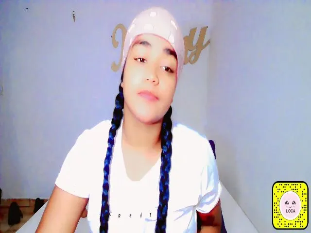 Live sex webcam photo for xxiomy_ #265573518