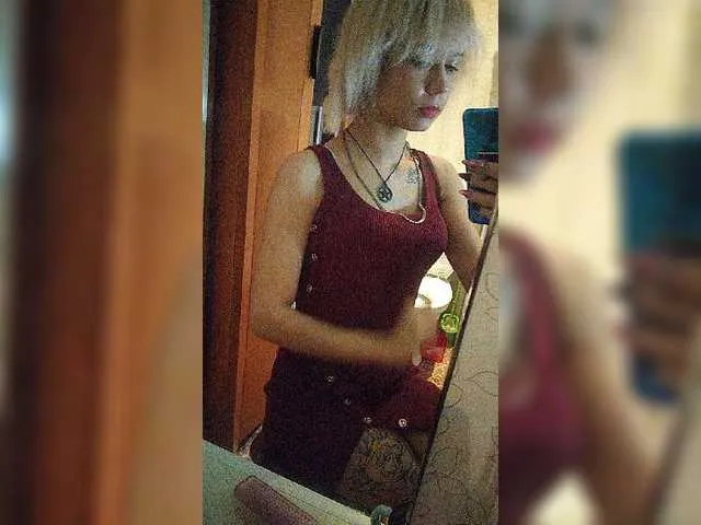 Live sex webcam photo for Anastosia1998 #241346647