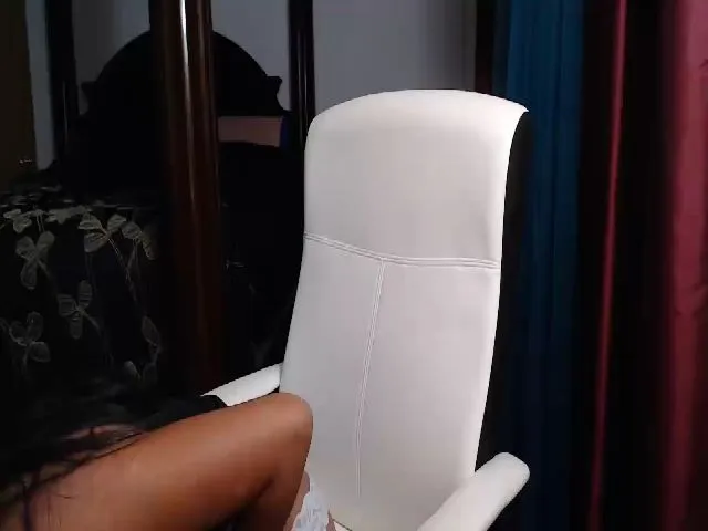 Live sex webcam photo for Littlekai2021 #257260213