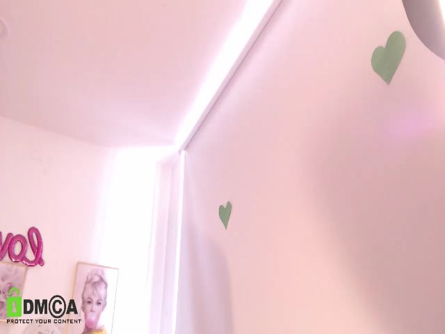 Live sex webcam photo for Annie_es #258752756