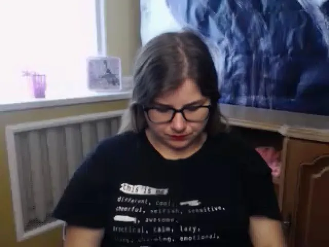Live sex webcam photo for MonLais #254804052