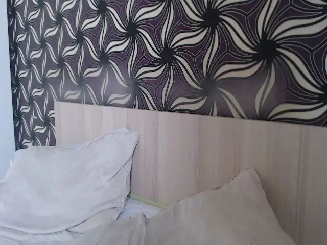 Live sex webcam photo for MilenaDivine #256222012