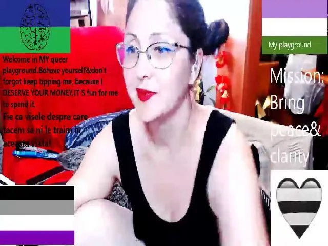 Live sex webcam photo for ImperatrizaS #262047917