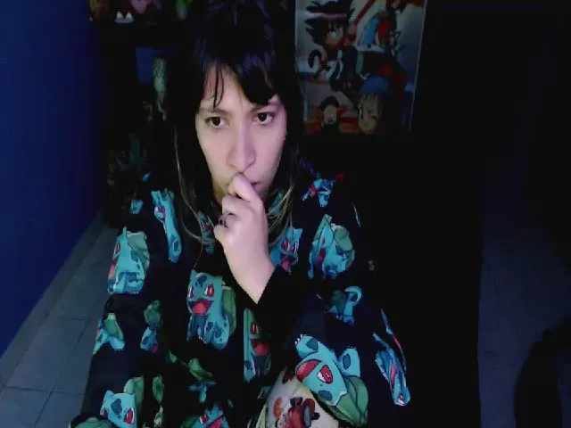 Live sex webcam photo for umaru_michae #256794106