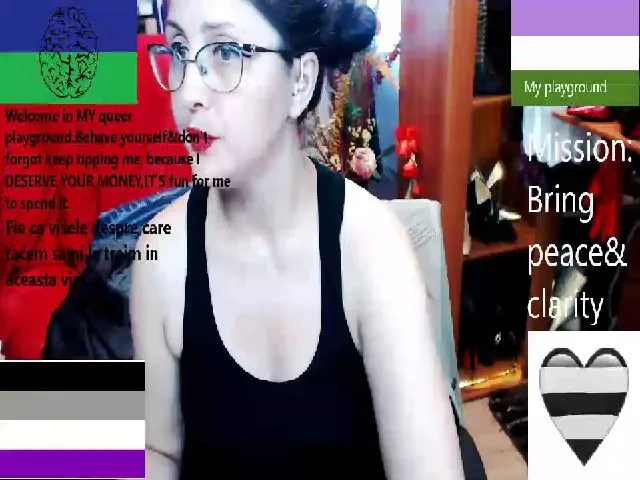 Live sex webcam photo for ImperatrizaS #262953412