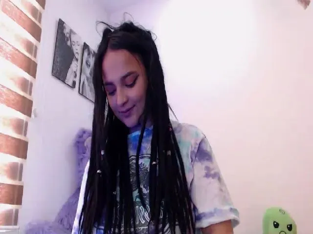 Live sex webcam photo for NinaFeliu #254566808