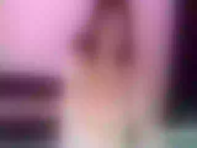 Live sex webcam photo for MaiiAngel #256725848
