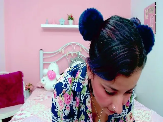 Live sex webcam photo for Marla_smith_ #252571516