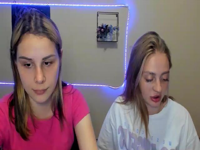 Live sex webcam photo for PolliMilk #255275968