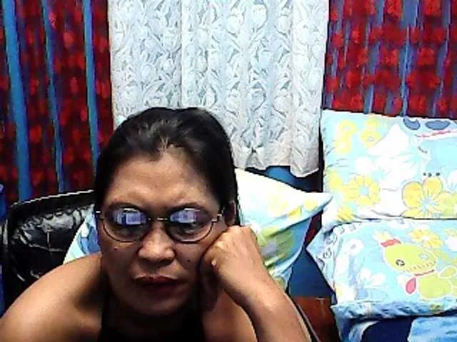 Live sex webcam photo for hOtGranny4u #241148737