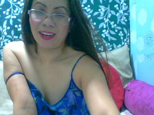 Live sex webcam photo for Scarletteb #250900363