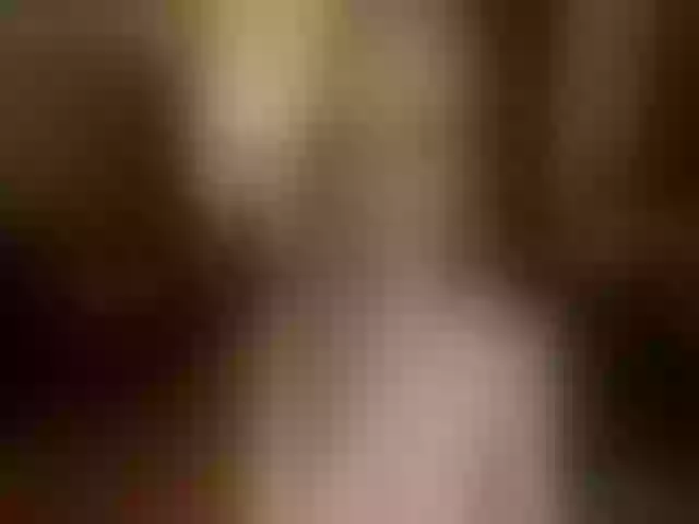 Live sex webcam photo for WildestKitten #252301696