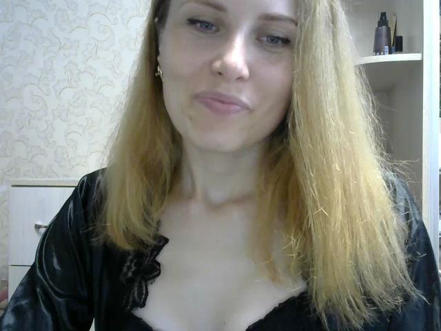 Live sex webcam photo for TrisMery #263567918