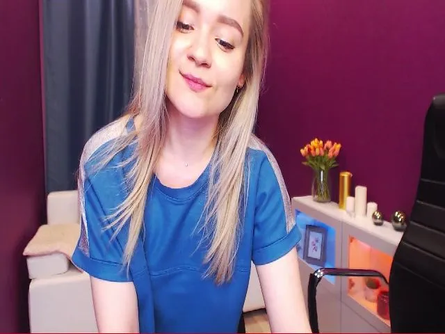Live sex webcam photo for Kara_Smith #254334099