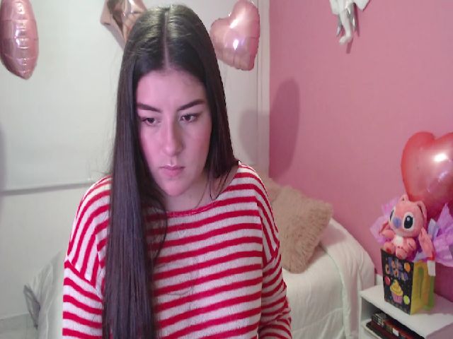 Live sex webcam photo for Frida_porn #264664824