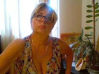 Live sex webcam photo for Luiziana111 #240709096