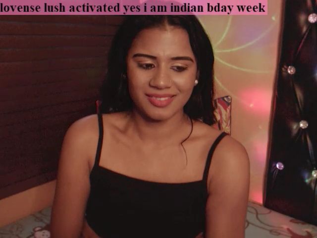 Live sex webcam photo for PARADISEQEEN #254714108