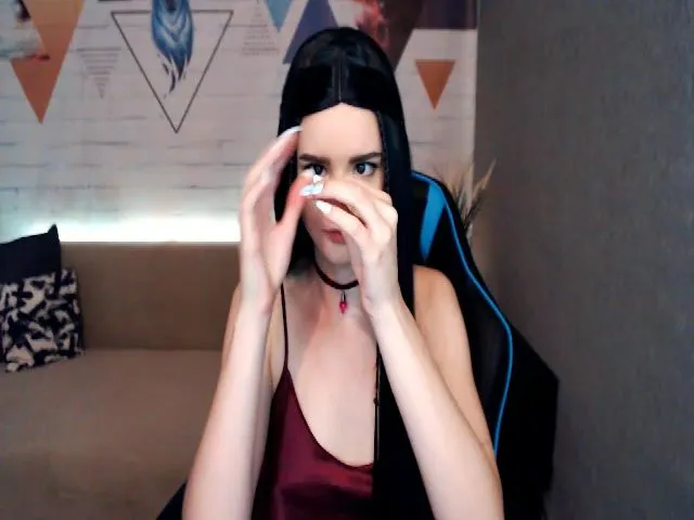 Live sex webcam photo for MonicaHigh #253638166