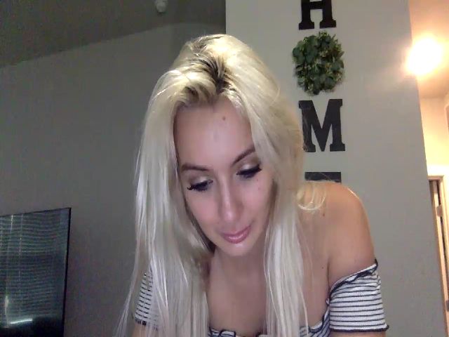 Live sex webcam photo for Sammy_gray #255341189
