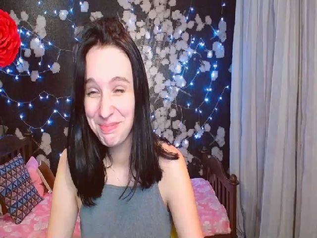 Live sex webcam photo for Lin_Elisss #262081924