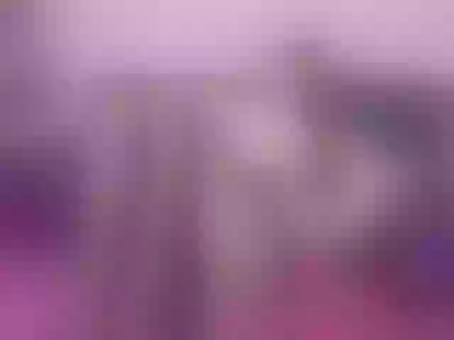 Live sex webcam photo for kissesKris #240918729