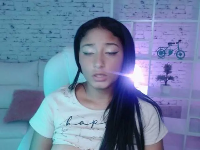 Live sex webcam photo for chelse-aryans #256364273