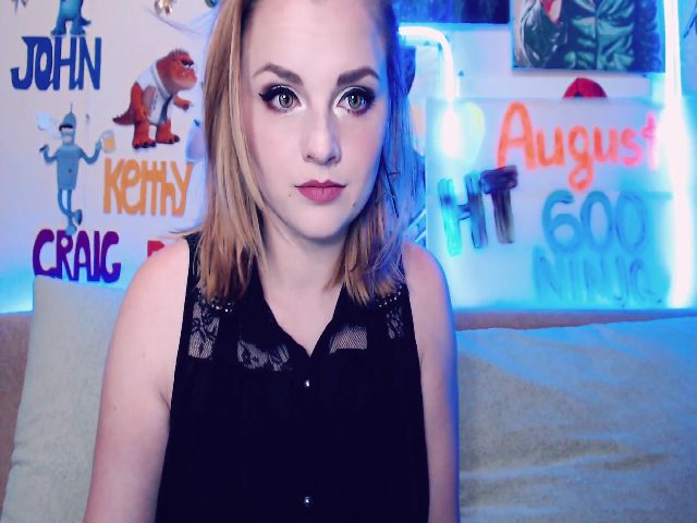 Live sex webcam photo for Nika_Cakes #264357070