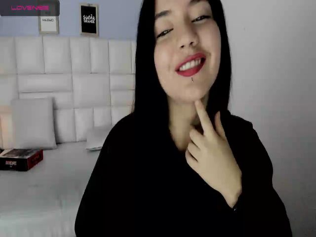 Live sex webcam photo for Rebeca__grey #254181317