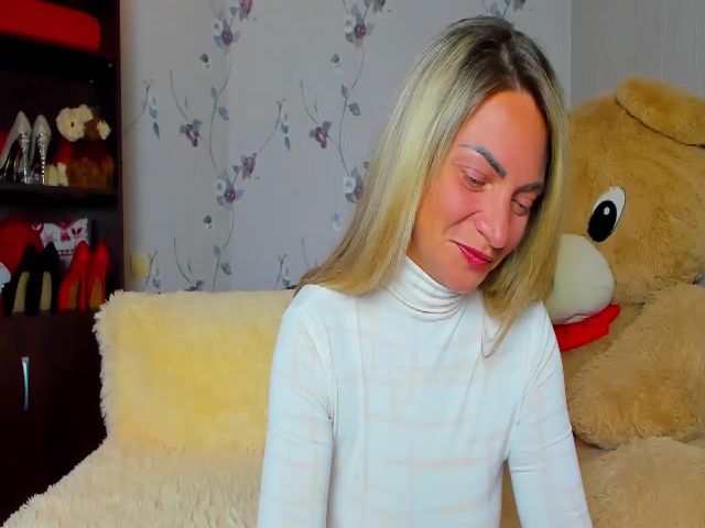 Live sex webcam photo for Alisa_Sims #257085553